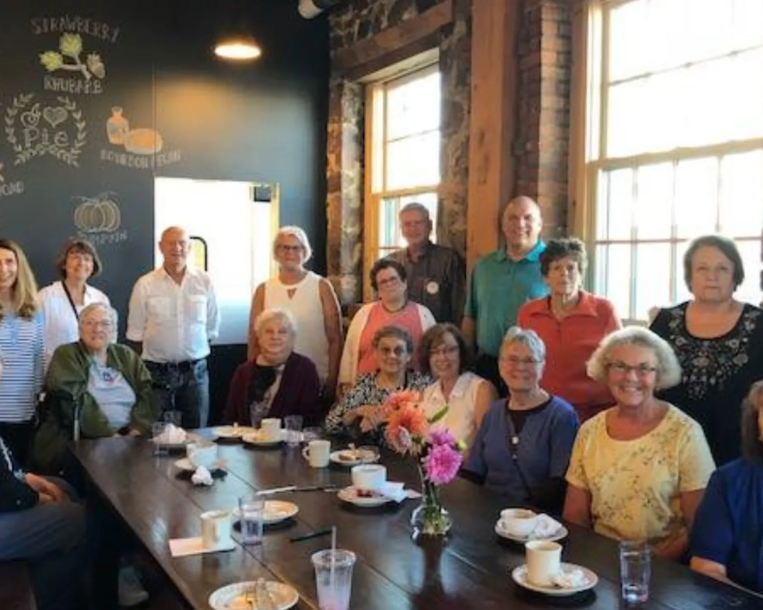 SDEA Retired members enjoy lunch together